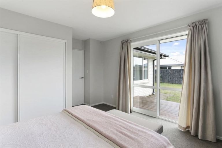 Photo of property in 4 Taniwha Street, Pegasus, 7612