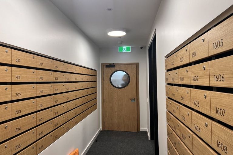 Photo of property in Victoria Lane Apartments, 906/161 Victoria Street, Te Aro, Wellington, 6011