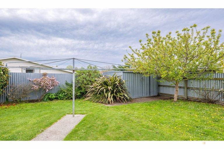 Photo of property in 197 Queen Street, Waimate, 7924