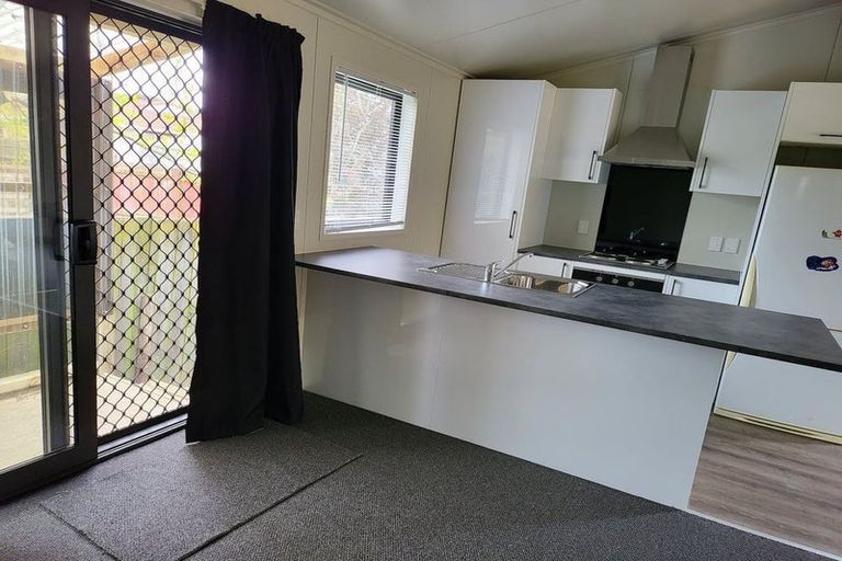 Photo of property in 67 Rhodes Drive, Kelvin Grove, Palmerston North, 4414