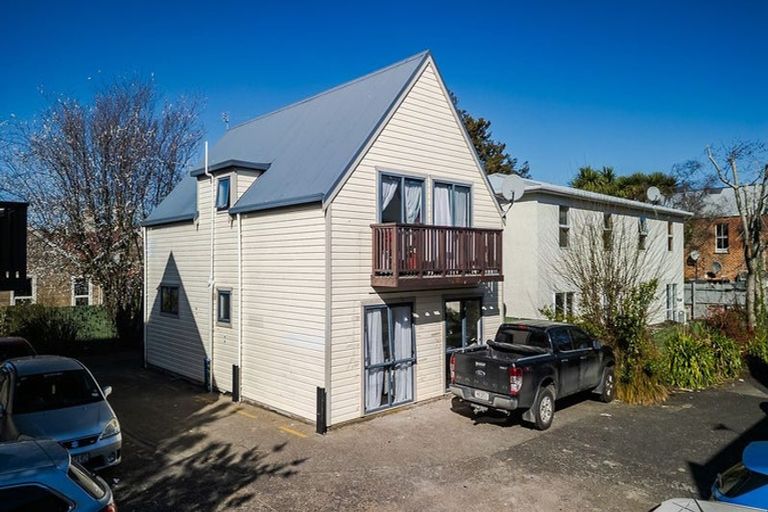 Photo of property in 9/598 Castle Street, North Dunedin, Dunedin, 9016