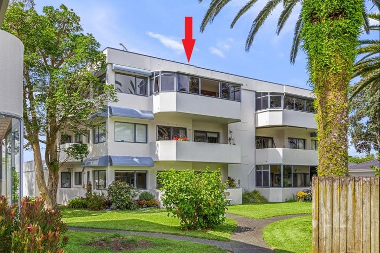 Photo of property in 15f Puriri Avenue, Orewa, 0931