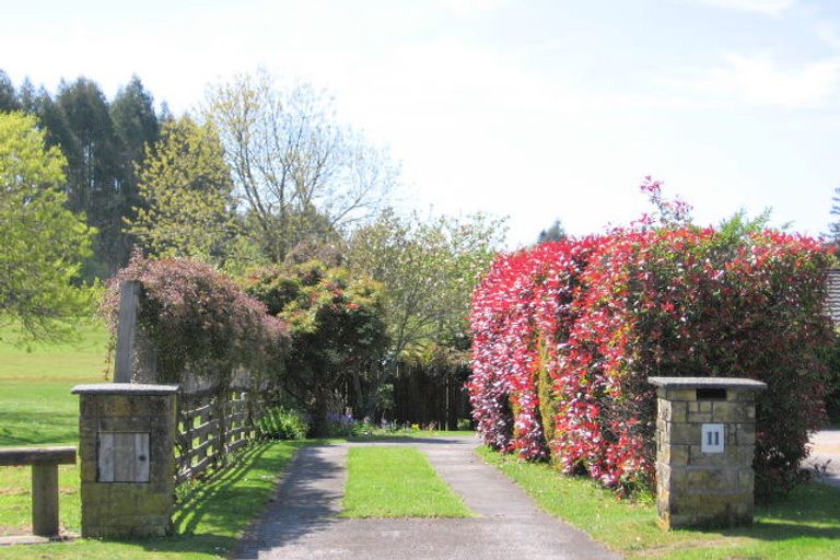 Photo of property in 11 Nairn Road, Mangakakahi, Rotorua, 3015