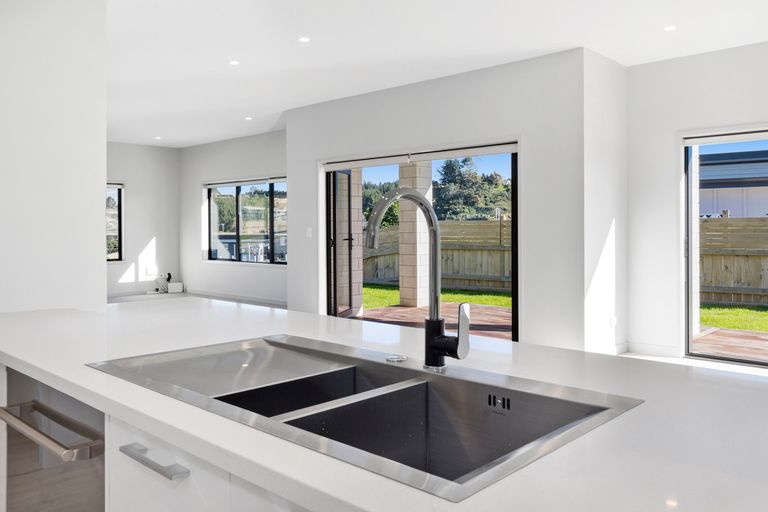 Photo of property in 164 Kennedy Road, Pyes Pa, Tauranga, 3112