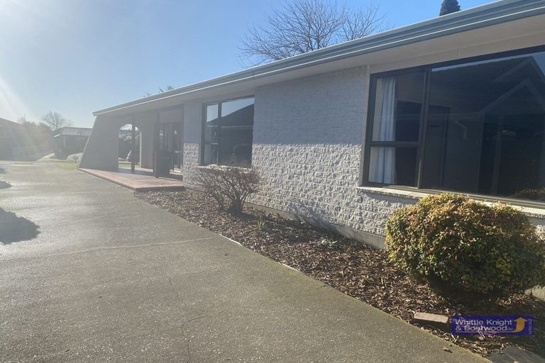 Photo of property in 6 Lochmore Street, Bishopdale, Christchurch, 8051