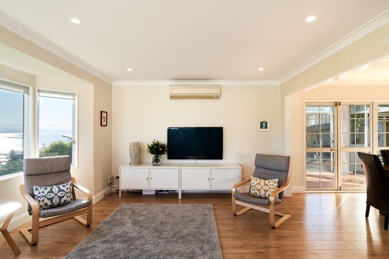 Photo of property in 32a Roslyn Road, Bluff Hill, Napier, 4110