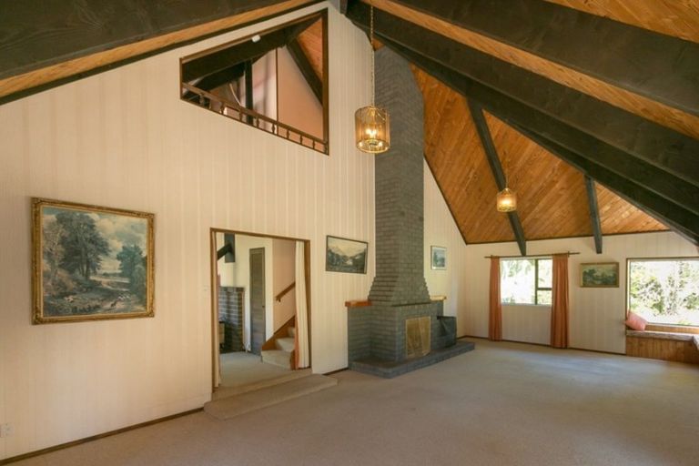 Photo of property in 276 Tikorangi Road, Tikorangi, Waitara, 4383