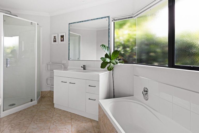 Photo of property in 19 Ayrshire Drive, Havelock North, 4130