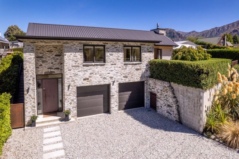 Photo of property in 48 Norfolk Street, Arrowtown, 9302