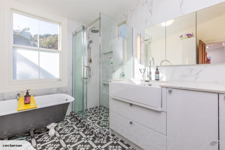 Photo of property in 12 Wynyard Road, Mount Eden, Auckland, 1024