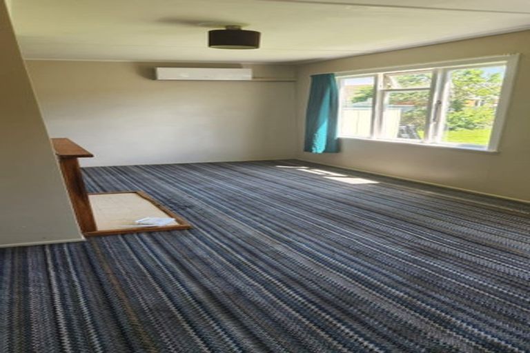Photo of property in 34-40 Farnham Avenue, Highbury, Palmerston North, 4412