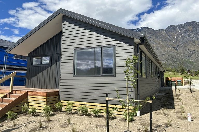 Photo of property in 47 Forage Road, Jacks Point, 9371