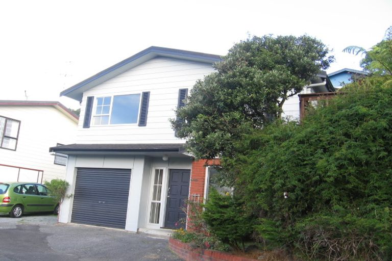 Photo of property in 13 Petherick Crescent, Johnsonville, Wellington, 6037