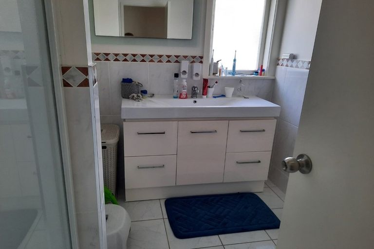 Photo of property in 1/22 Ramsgate Terrace, Mairangi Bay, Auckland, 0630