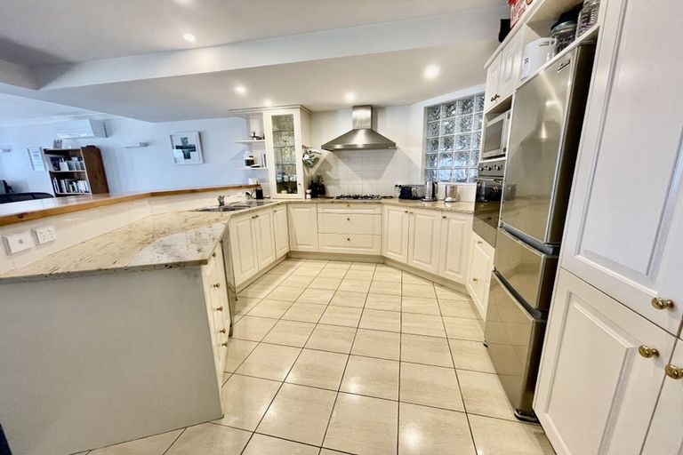 Photo of property in 13/22 Oriental Terrace, Oriental Bay, Wellington, 6011