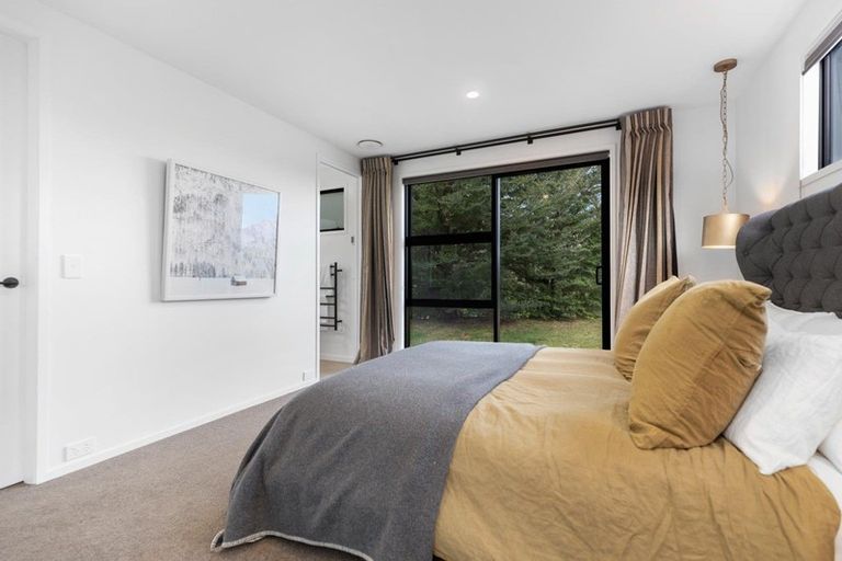 Photo of property in 7 Kerrera Lane, Jacks Point, Queenstown, 9371
