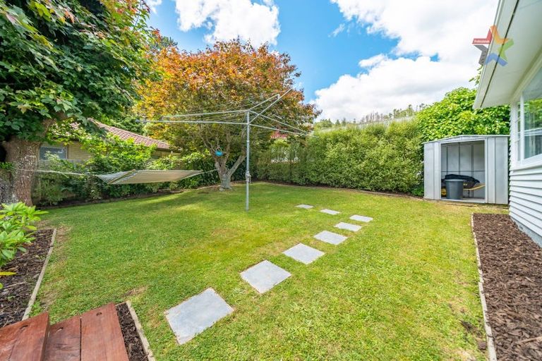 Photo of property in 97 Manuka Street, Stokes Valley, Lower Hutt, 5019