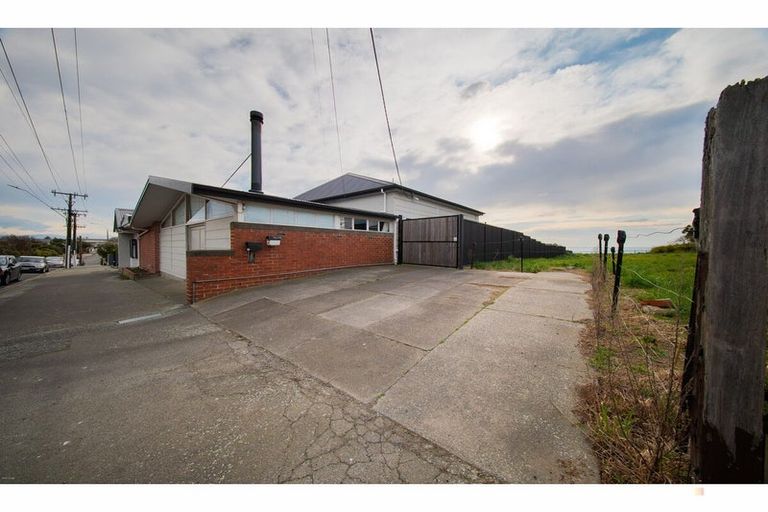 Photo of property in 70-70a High Street, Kensington, Timaru, 7910