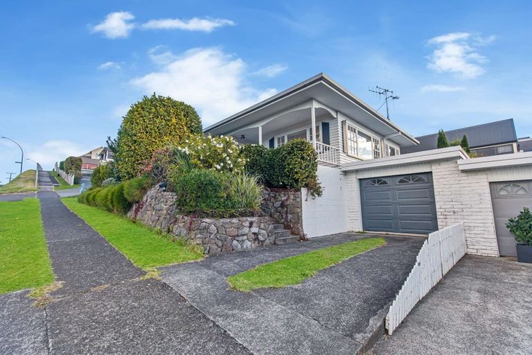 Photo of property in 454 Otumoetai Road, Otumoetai, Tauranga, 3110