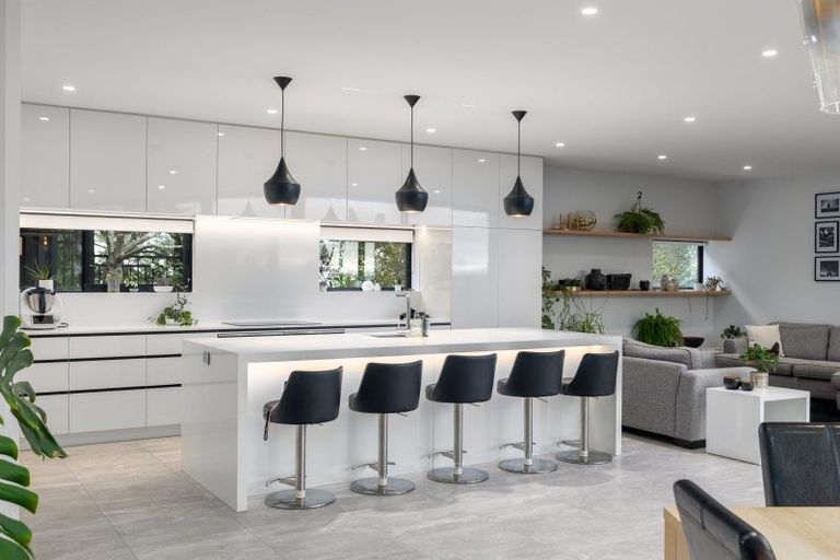 Photo of property in 26 Hackthorne Road, Cashmere, Christchurch, 8022