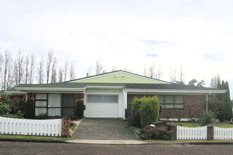 Photo of property in 2 Tiffiney Place, Chartwell, Hamilton, 3210