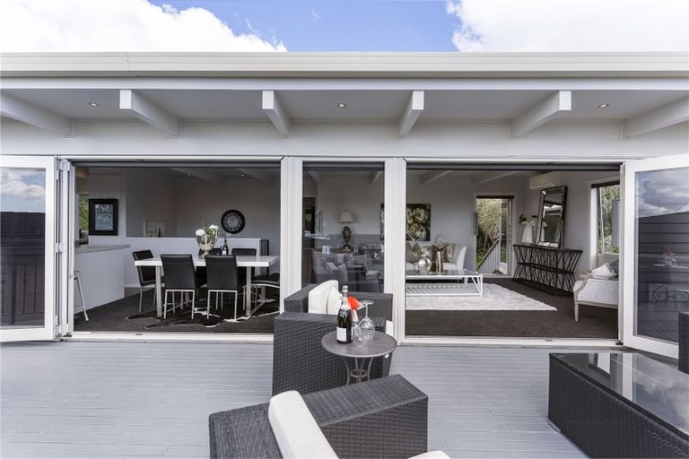 Photo of property in 13 Callender Place, Shelly Park, Auckland, 2014