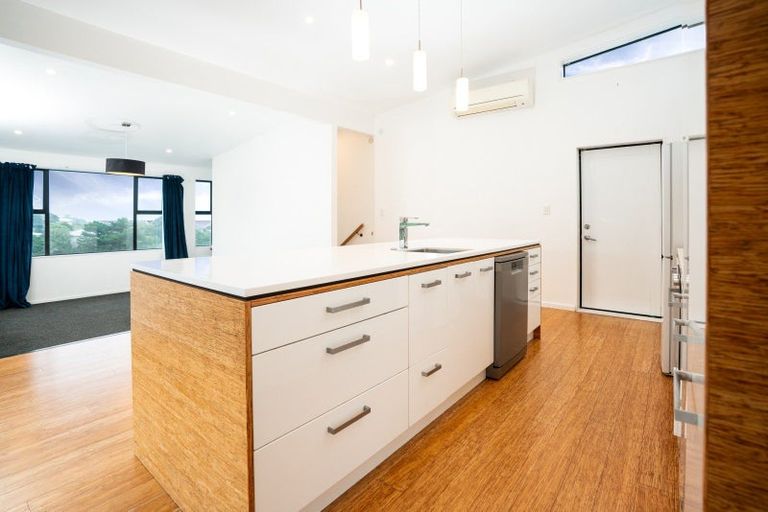 Photo of property in 55 Jackson Street, Island Bay, Wellington, 6023