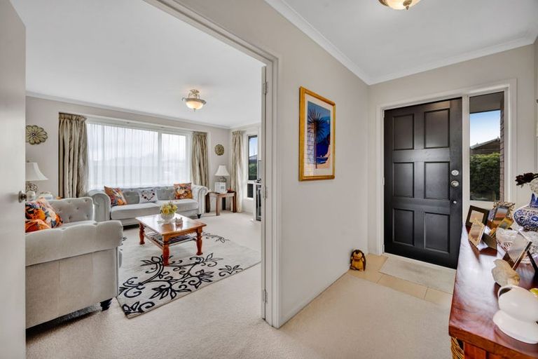 Photo of property in 5 Faber Place, Inglewood, 4330