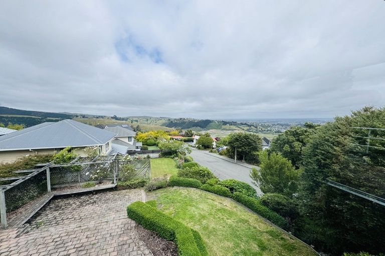 Photo of property in 118 Dyers Pass Road, Cashmere, Christchurch, 8022