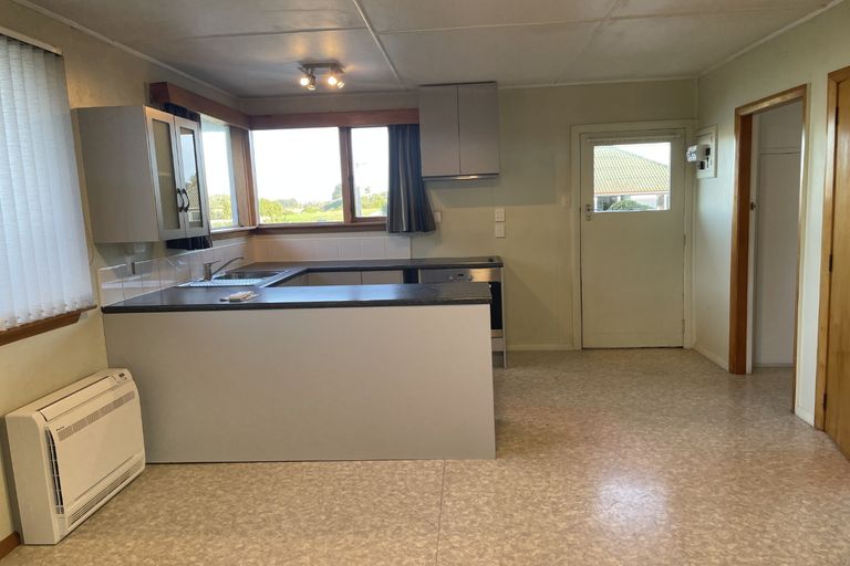 Photo of property in 19 Richmond Street, Waimataitai, Timaru, 7910
