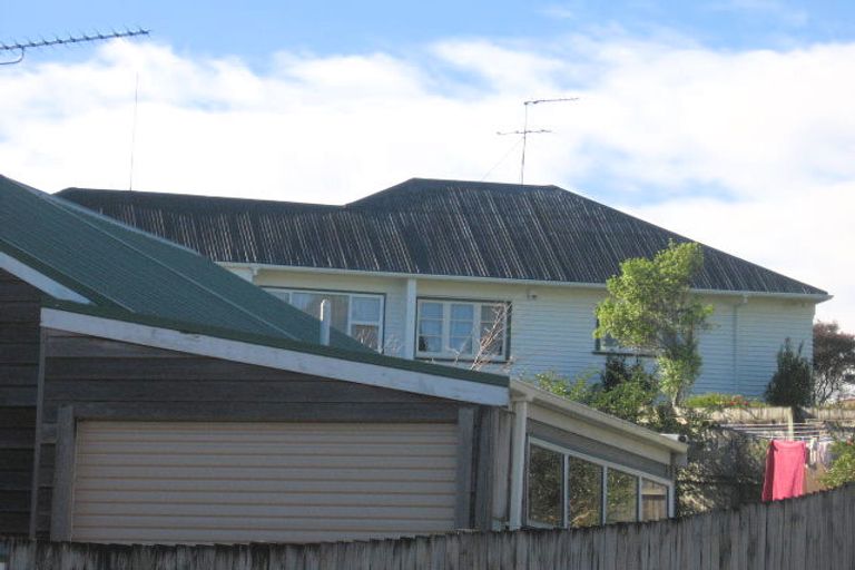 Photo of property in 71 Keegan Drive, Massey, Auckland, 0614