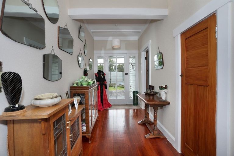 Photo of property in 60 Johnson Street, Bulls, 4818