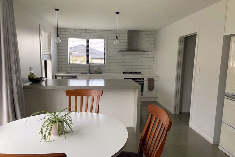 Photo of property in 28 Ladeira Place, Fitzroy, Hamilton, 3206