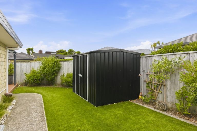 Photo of property in 90 Regent Drive, Paraparaumu Beach, Paraparaumu, 5032