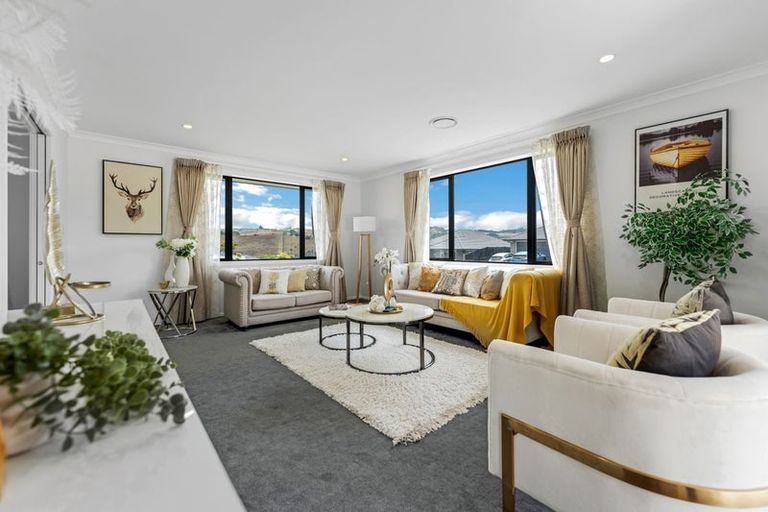 Photo of property in 1 James Elliot Way, Pokeno, 2402