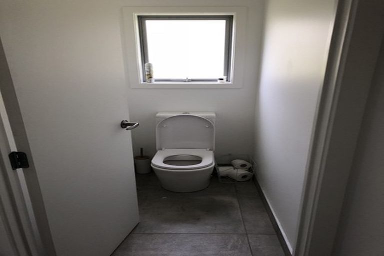 Photo of property in 47 Burrow Road, Pukekohe, 2120