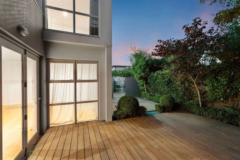 Photo of property in 26 Rhodes Street, Merivale, Christchurch, 8014