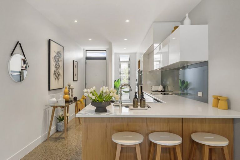 Photo of property in 16 Hastings Street, Hobsonville, Auckland, 0616