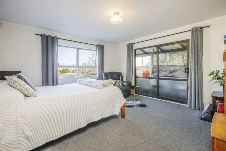 Photo of property in 5 Rotoma Rise, Clover Park, Auckland, 2019