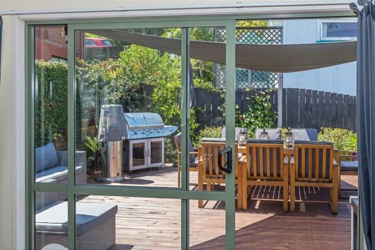 Photo of property in 2/287 Vipond Road, Stanmore Bay, Whangaparaoa, 0932