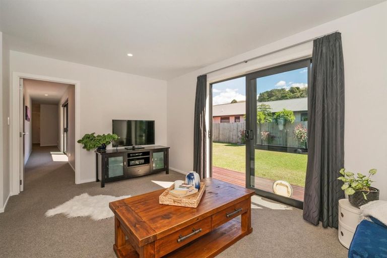 Photo of property in 14 Alf Simpson Drive, Whitianga, 3510
