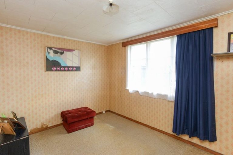 Photo of property in 10 Merton Crescent, Pirimai, Napier, 4112