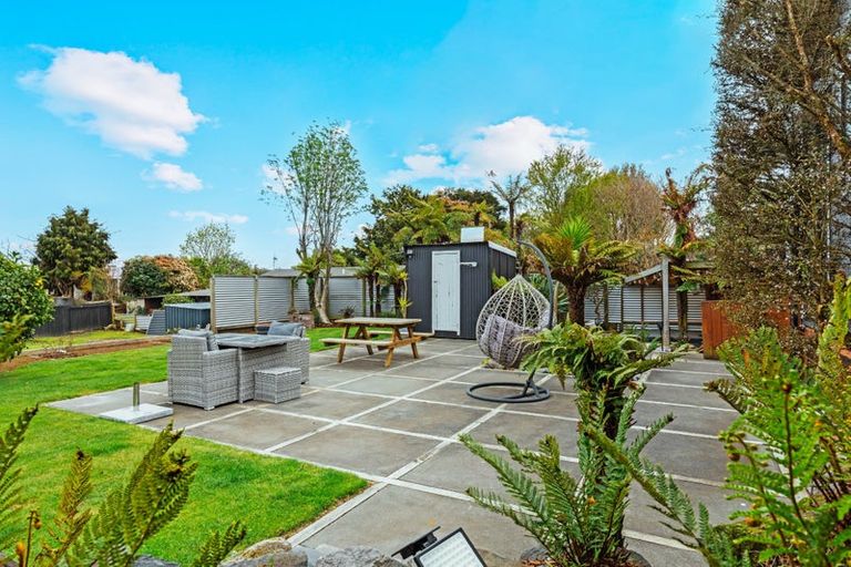 Photo of property in 37 Tamatea Road, Taupo, 3330
