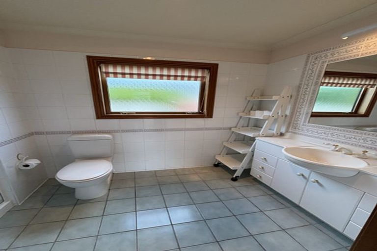 Photo of property in 30 Brownville Crescent, Maori Hill, Dunedin, 9010