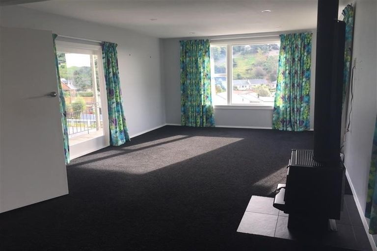 Photo of property in 38 South Terrace, Picton, 7220