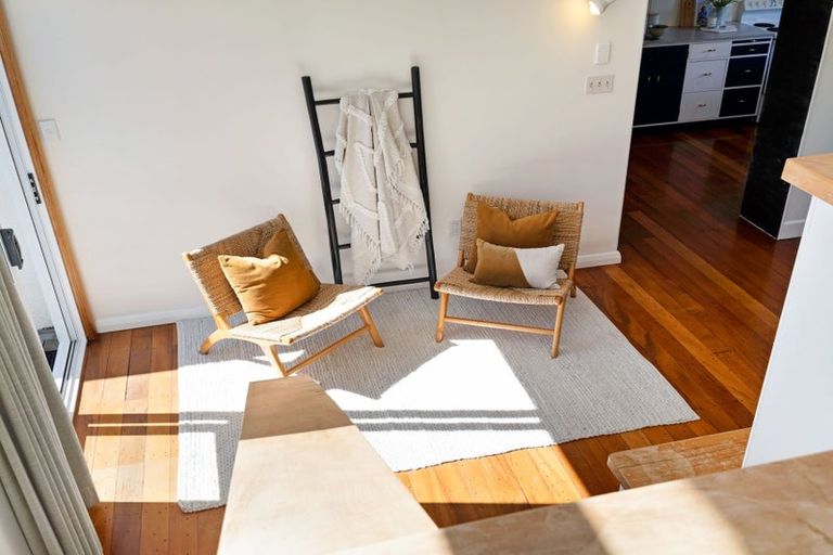 Photo of property in 104 Atawhai Road, Fitzherbert, Palmerston North, 4410