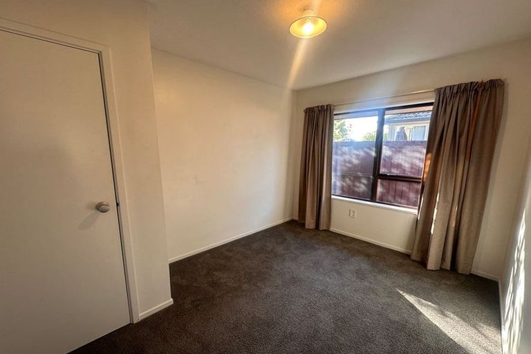 Photo of property in 3 Cranbrook Avenue, Burnside, Christchurch, 8053