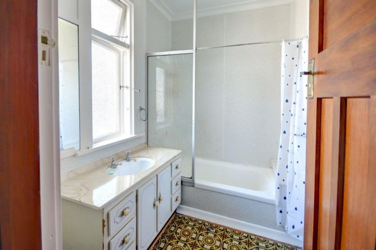 Photo of property in 42 Grove Street, Saint Kilda, Dunedin, 9012
