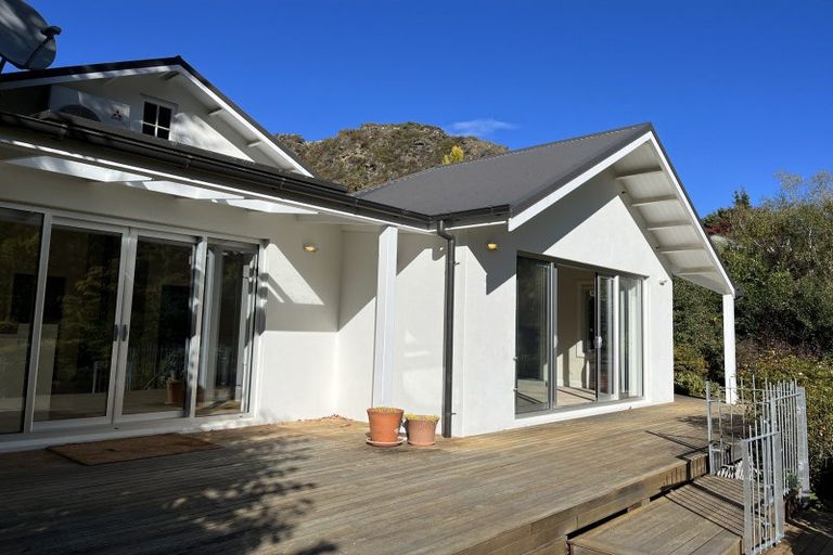 Photo of property in 12 Villiers Street, Arrowtown, 9302