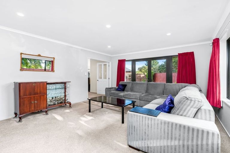 Photo of property in 8 Thornaby Close, Burnside, Christchurch, 8053